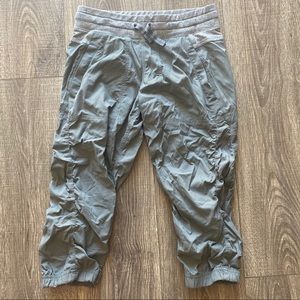 Ivivva Cropped Sweatpants